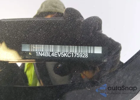 2019 Nissan Altima 2.5 Sl z USA, uszkodzony, nr VIN 1N4BL4EV5KC175928